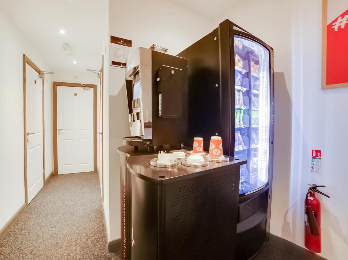Snooze Hotel Corby Eksteriør bilde